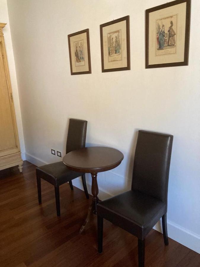 Suite A Villa D'Orri 萨罗克 外观 照片