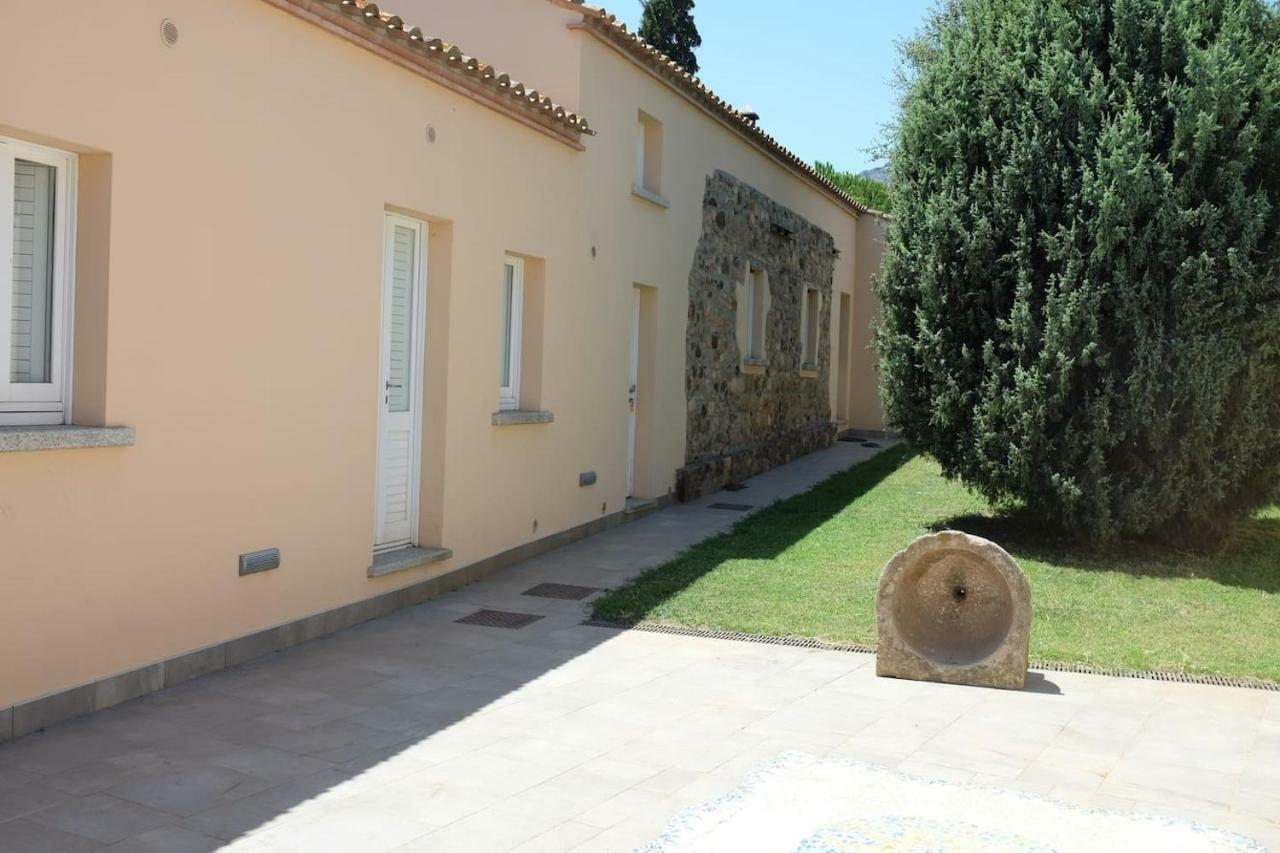 Suite A Villa D'Orri 萨罗克 外观 照片