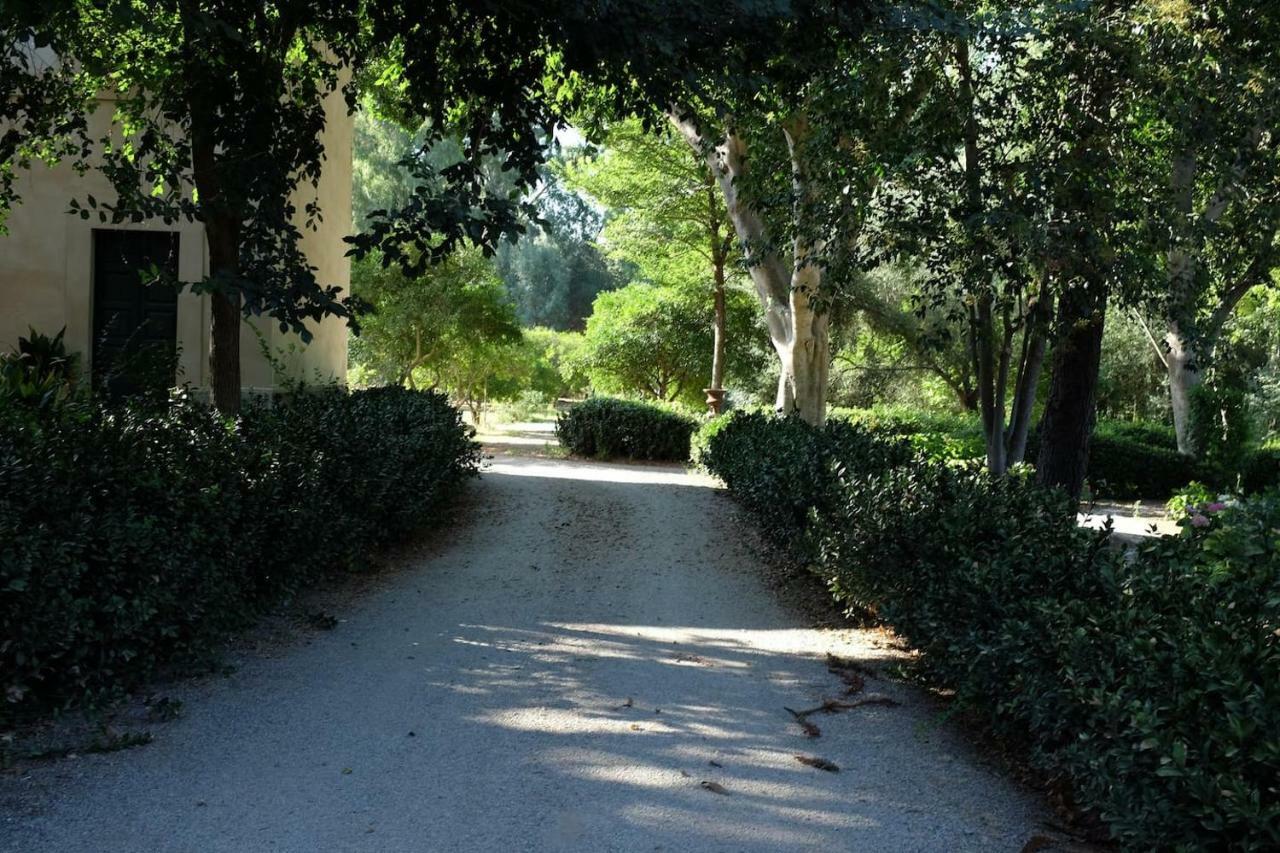 Suite A Villa D'Orri 萨罗克 外观 照片